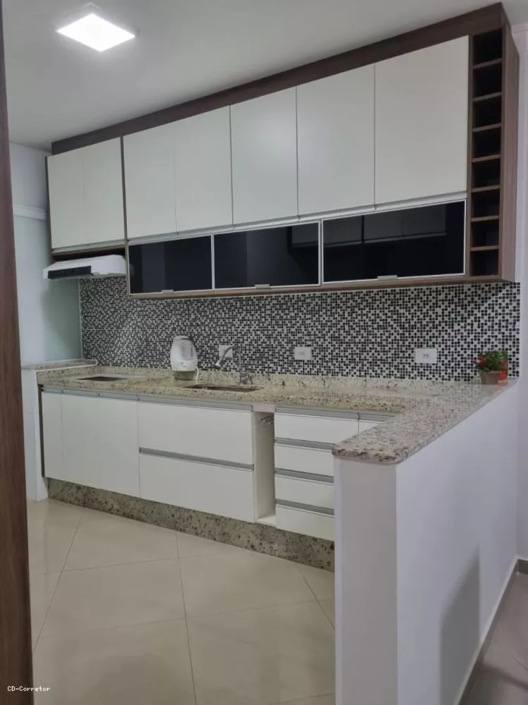 Apartamento à venda com 2 quartos, 62m² - Foto 3