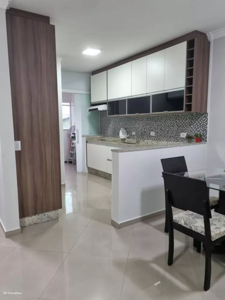 Apartamento à venda com 2 quartos, 62m² - Foto 2