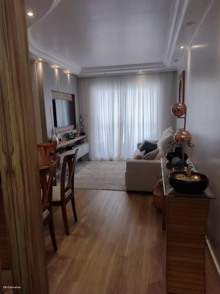 Apartamento à venda com 3 quartos, 80m² - Foto 2