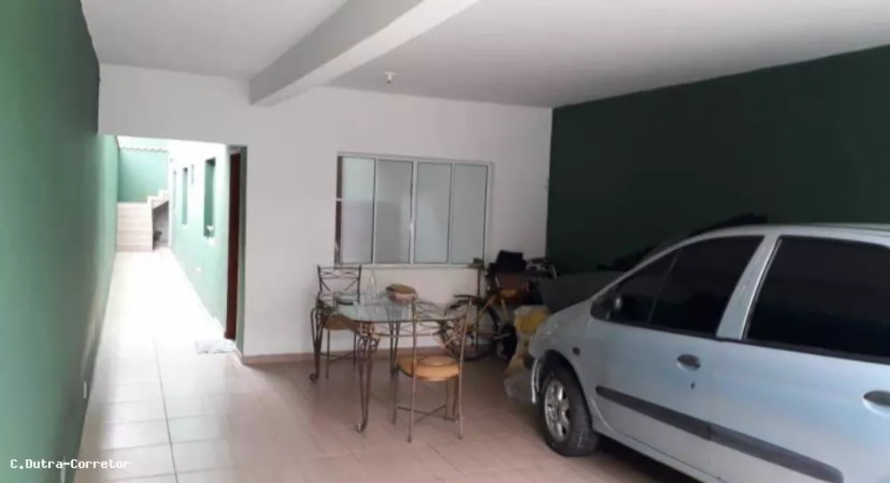 Sobrado à venda com 3 quartos, 200m² - Foto 3