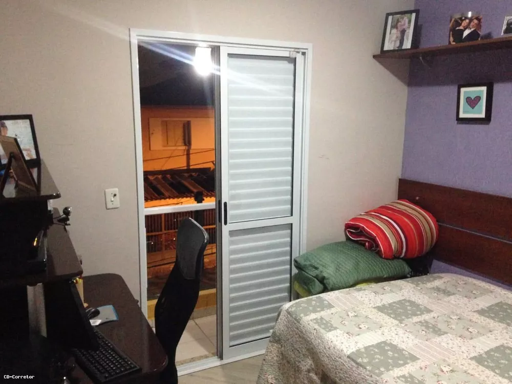 Sobrado à venda com 3 quartos, 190m² - Foto 4