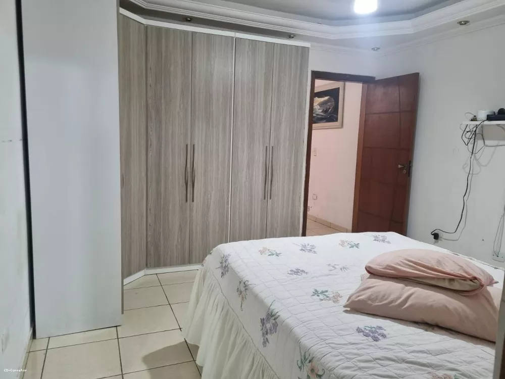 Casa à venda com 3 quartos, 67m² - Foto 3