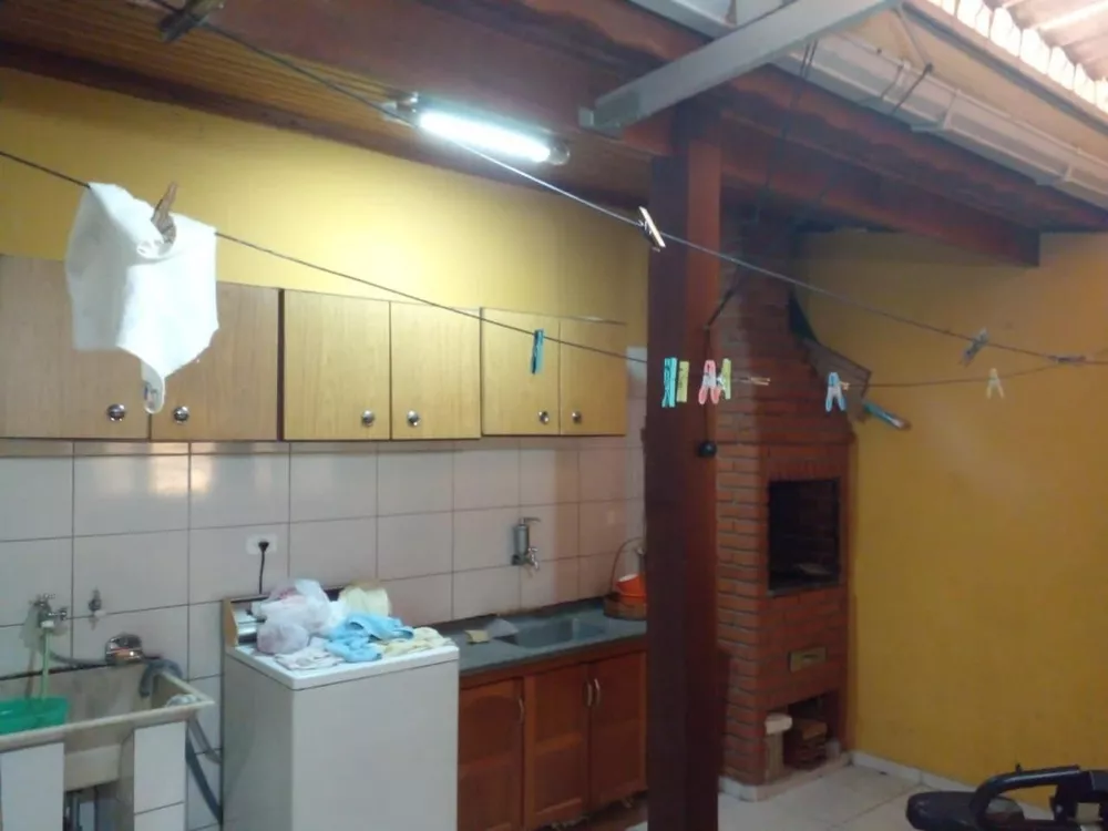 Casa, 3 quartos, 175 m² - Foto 2