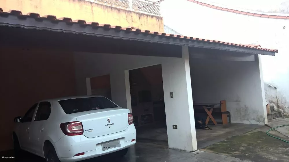 Sobrado à venda com 3 quartos, 331m² - Foto 4