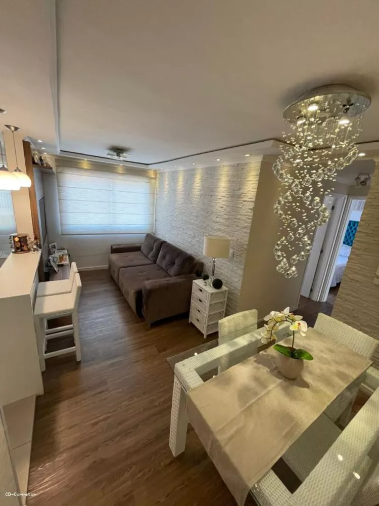 Apartamento à venda com 2 quartos, 47m² - Foto 1