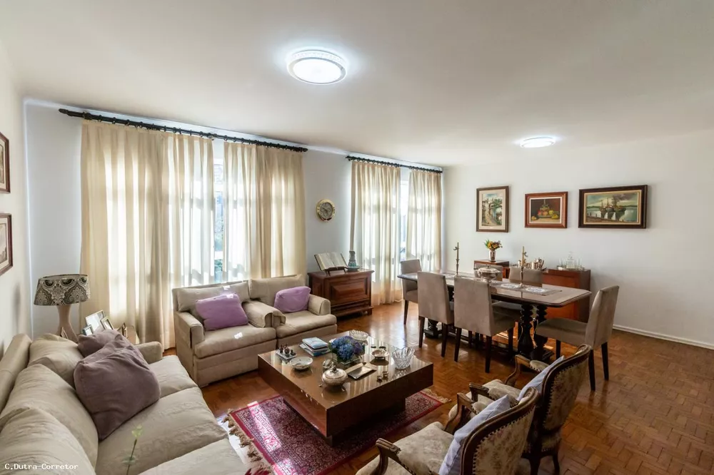 Apartamento à venda com 3 quartos, 200m² - Foto 1