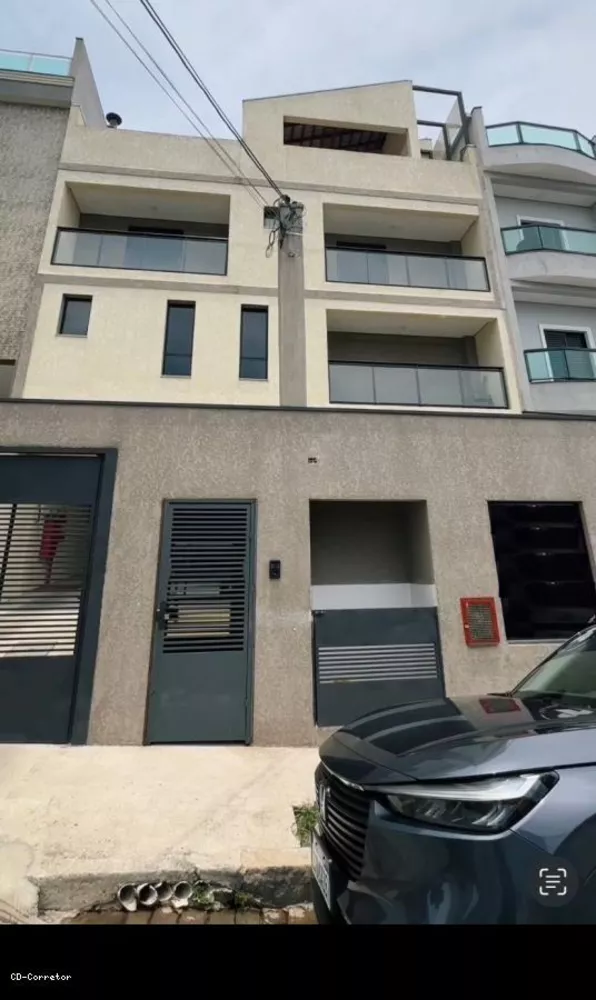 Sobrado à venda com 3 quartos, 120m² - Foto 1