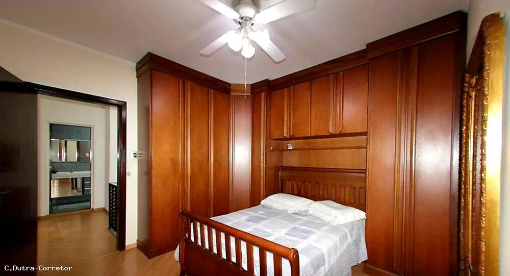 Sobrado à venda com 3 quartos, 238m² - Foto 5