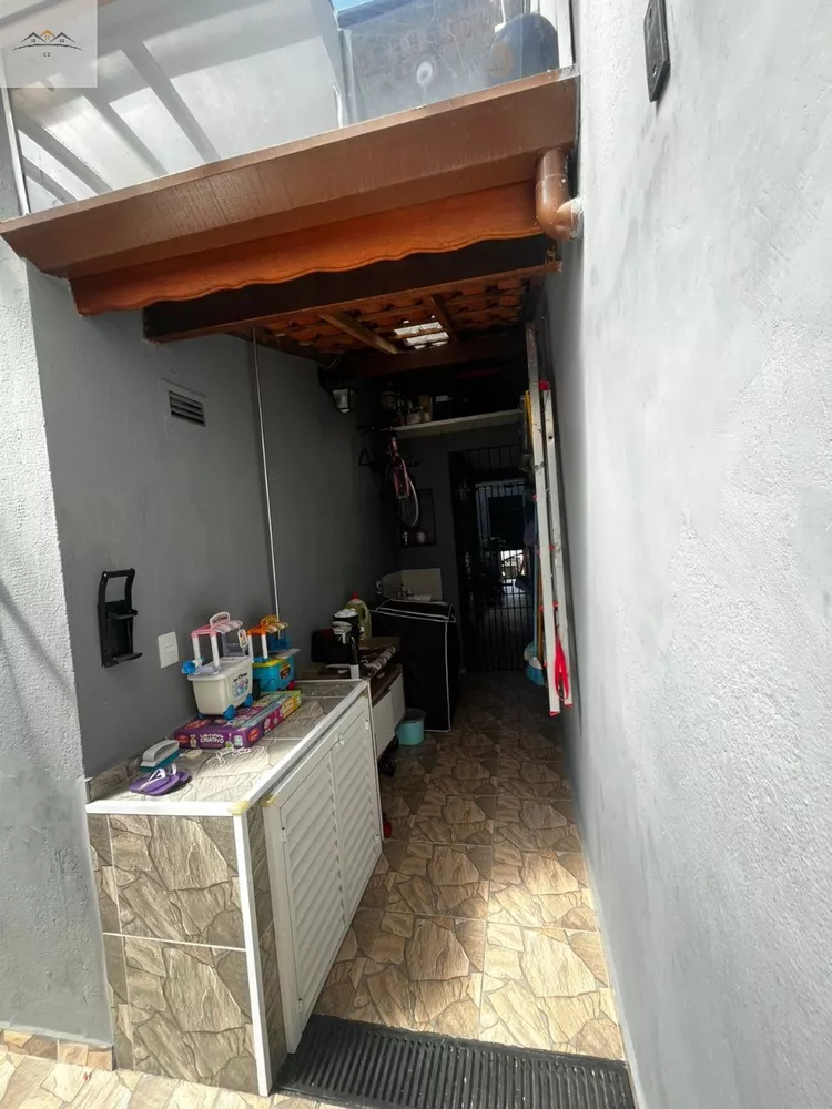 Casa, 3 quartos, 225 m² - Foto 1