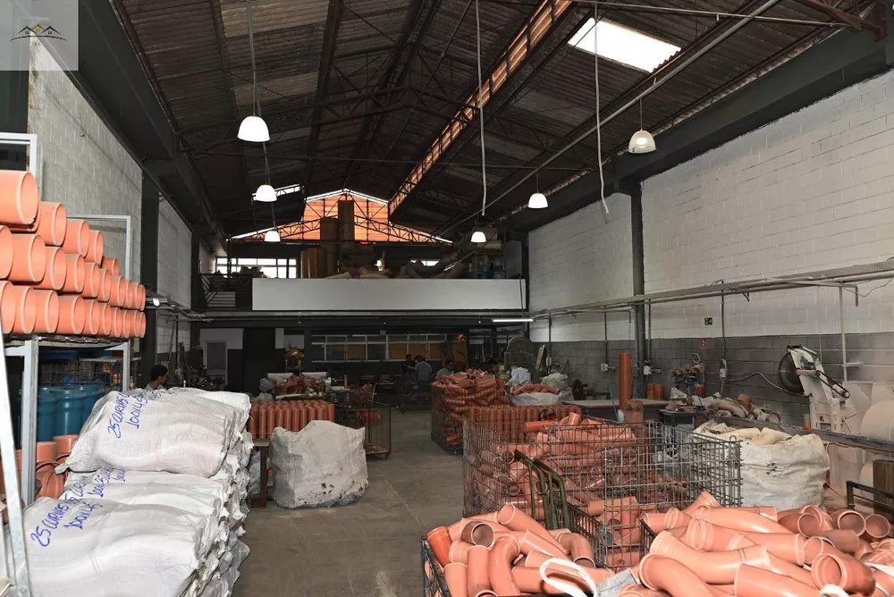 Depósito-Galpão, 595 m² - Foto 1