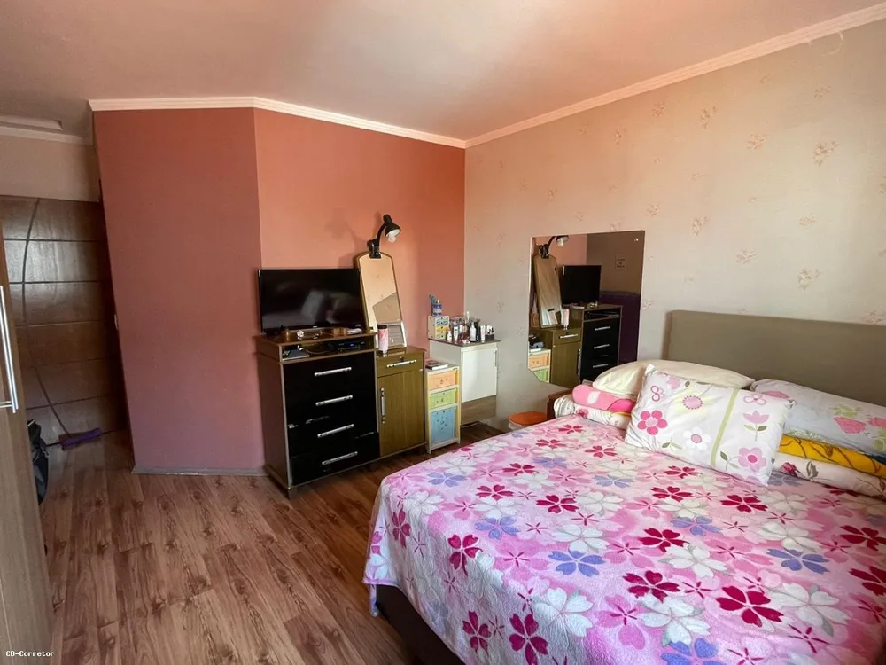 Casa, 3 quartos, 250 m² - Foto 11