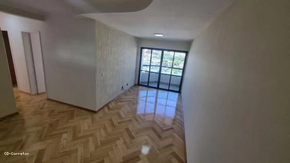 Apartamento à venda com 3 quartos, 85m² - Foto 1