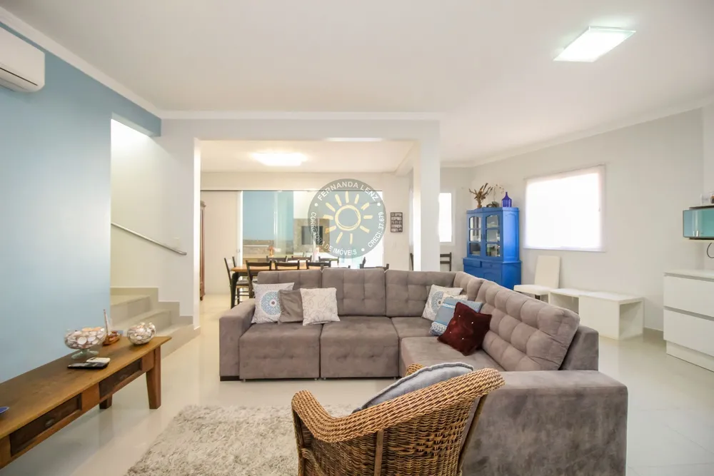 Sobrado, 4 quartos, 180 m² - Foto 1