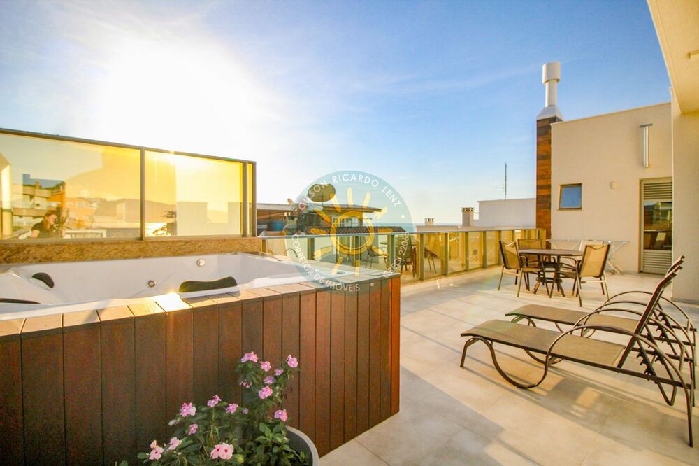 Apartamento à venda com 3 quartos, 232m² - Foto 1