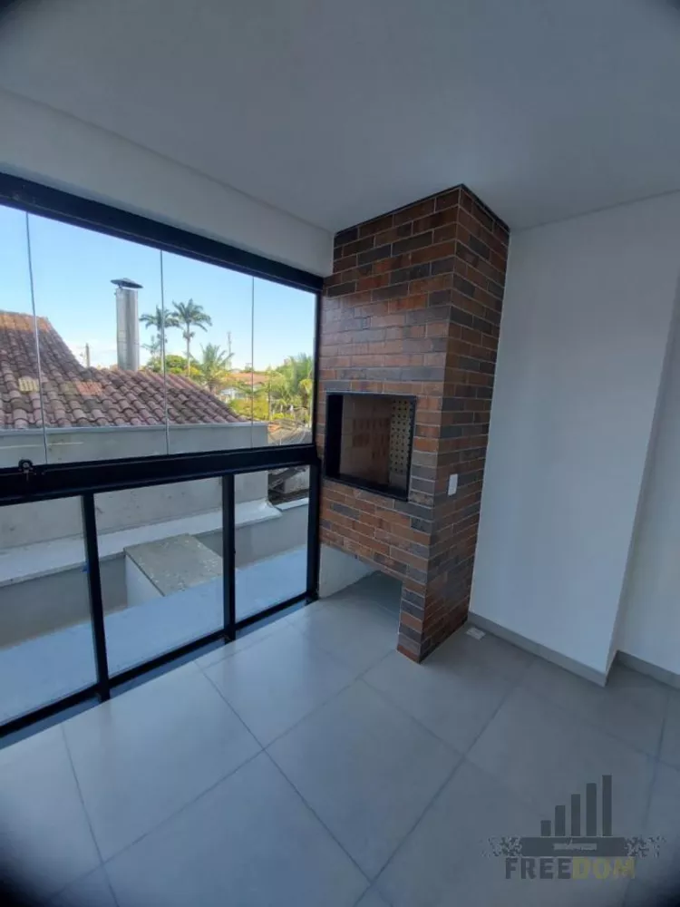 Apartamento à venda com 3 quartos, 99m² - Foto 1