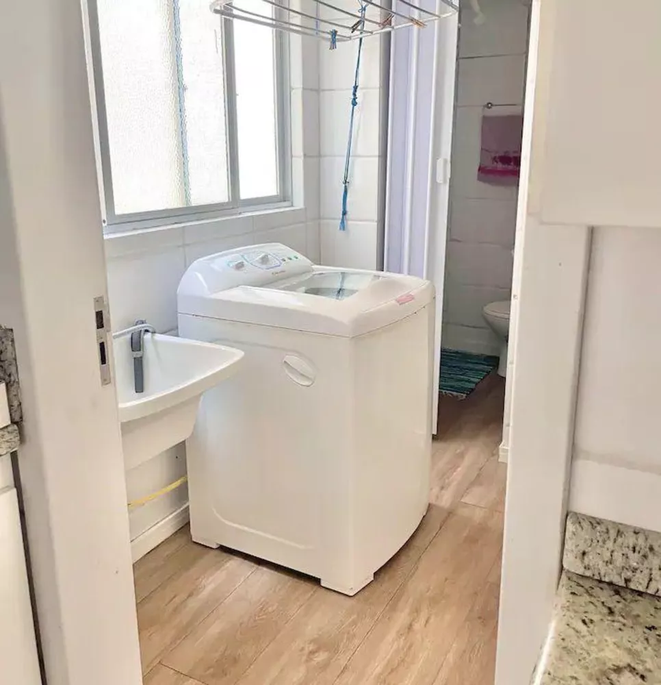 Apartamento à venda com 3 quartos, 107m² - Foto 3