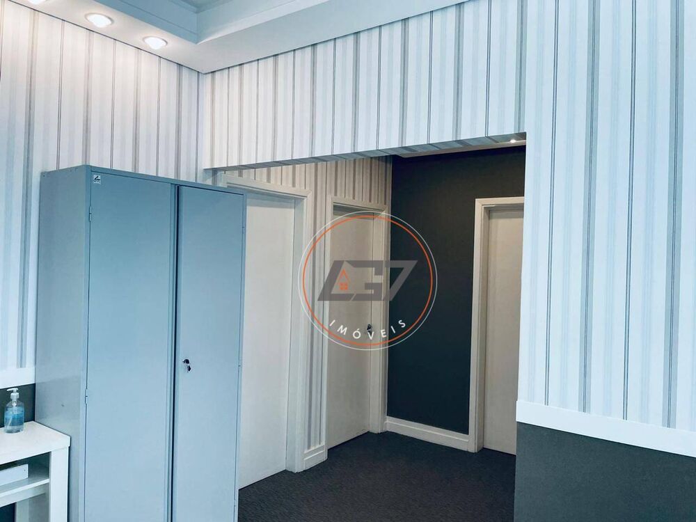 Sala-Conjunto, 195 m² - Foto 1