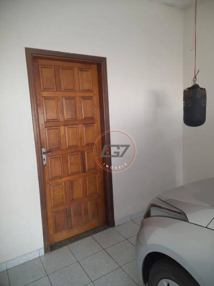 Casa, 3 quartos, 162 m² - Foto 2