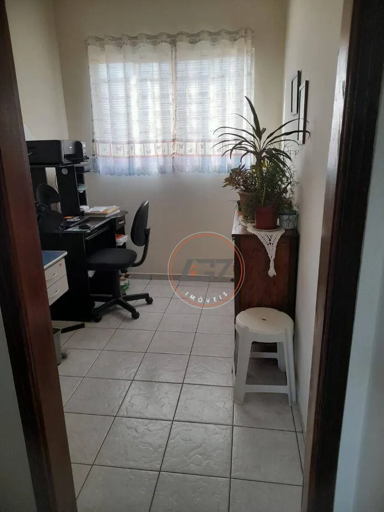 Casa, 3 quartos, 162 m² - Foto 3