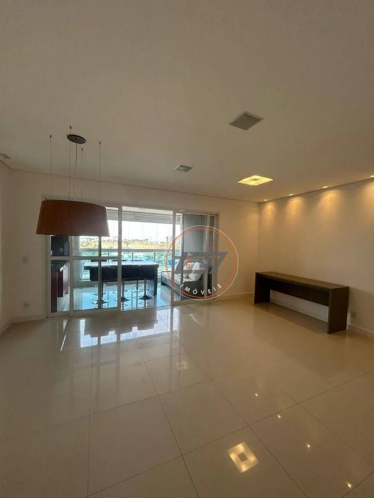 Apartamento, 3 quartos, 147 m² - Foto 2