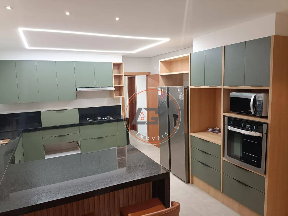 Apartamento, 3 quartos, 180 m² - Foto 1