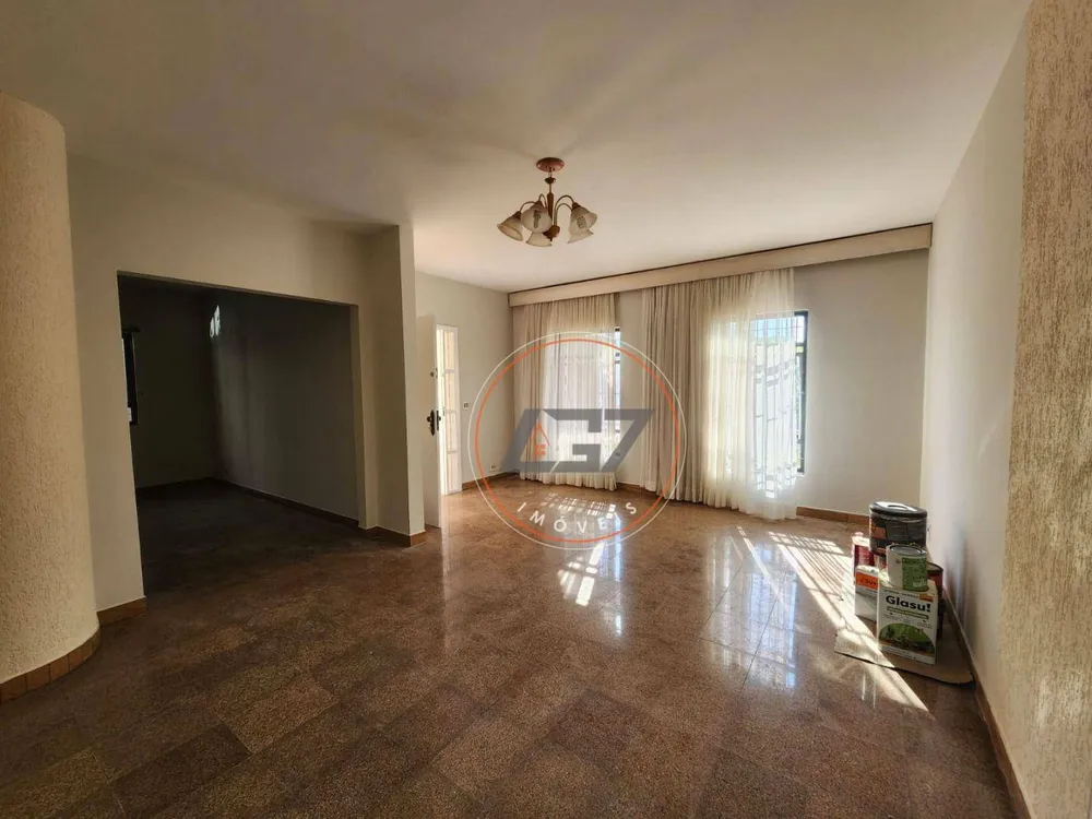 Casa, 3 quartos, 220 m² - Foto 2