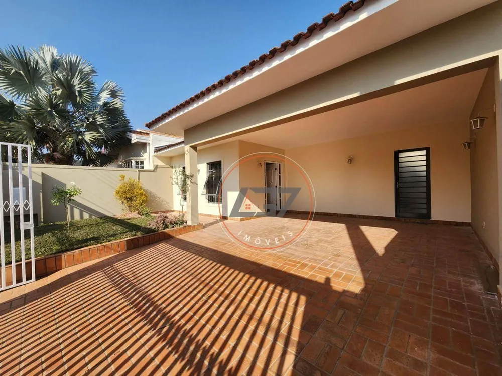 Casa, 3 quartos, 220 m² - Foto 1
