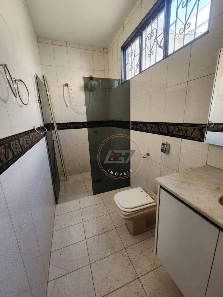 Casa, 3 quartos, 220 m² - Foto 10