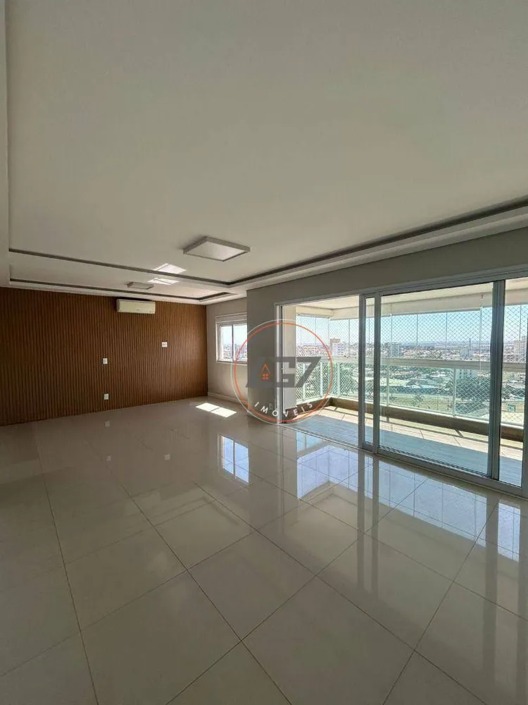 Apartamento, 3 quartos, 140 m² - Foto 1