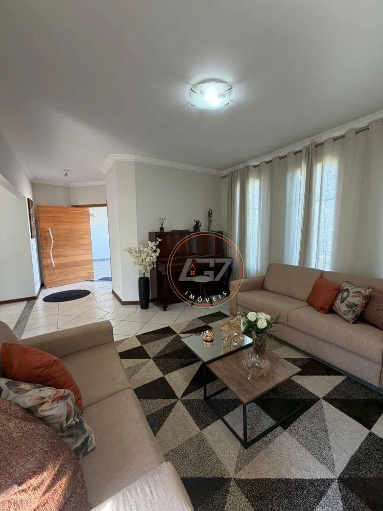 Casa, 3 quartos, 220 m² - Foto 11