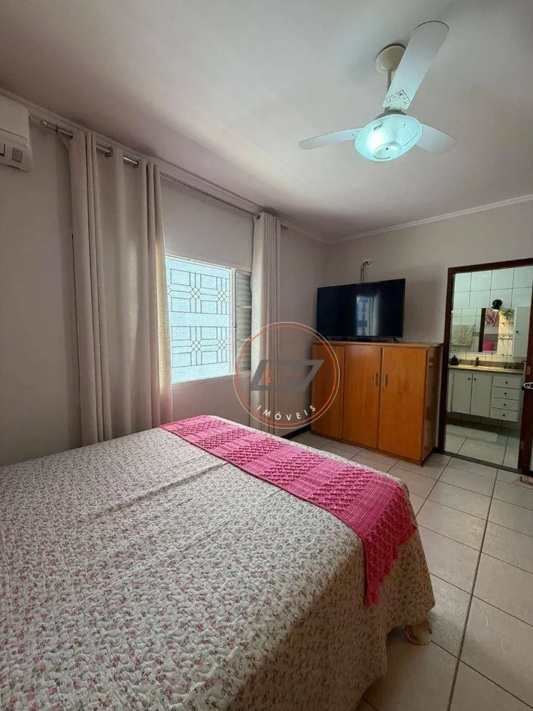 Casa, 3 quartos, 220 m² - Foto 15