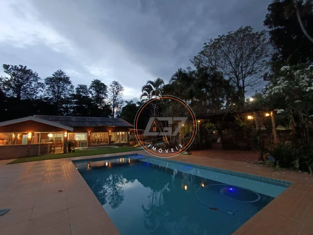 Chácara, 5 quartos, 5000 m² - Foto 1