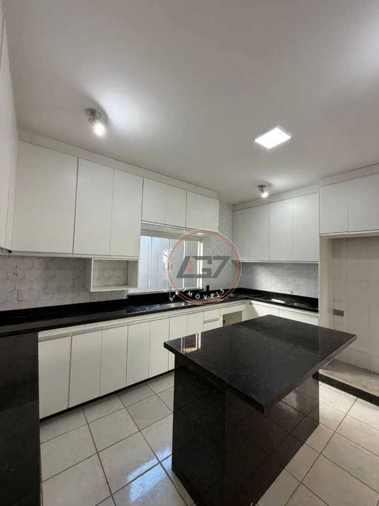 Casa, 4 quartos, 247 m² - Foto 12