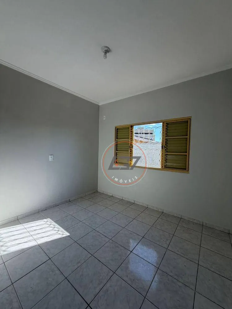 Casa, 4 quartos, 247 m² - Foto 9