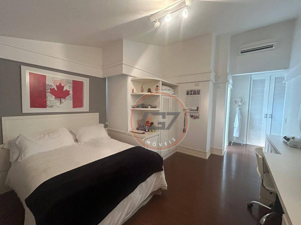 Casa de Condomínio à venda com 3 quartos, 330m² - Foto 4