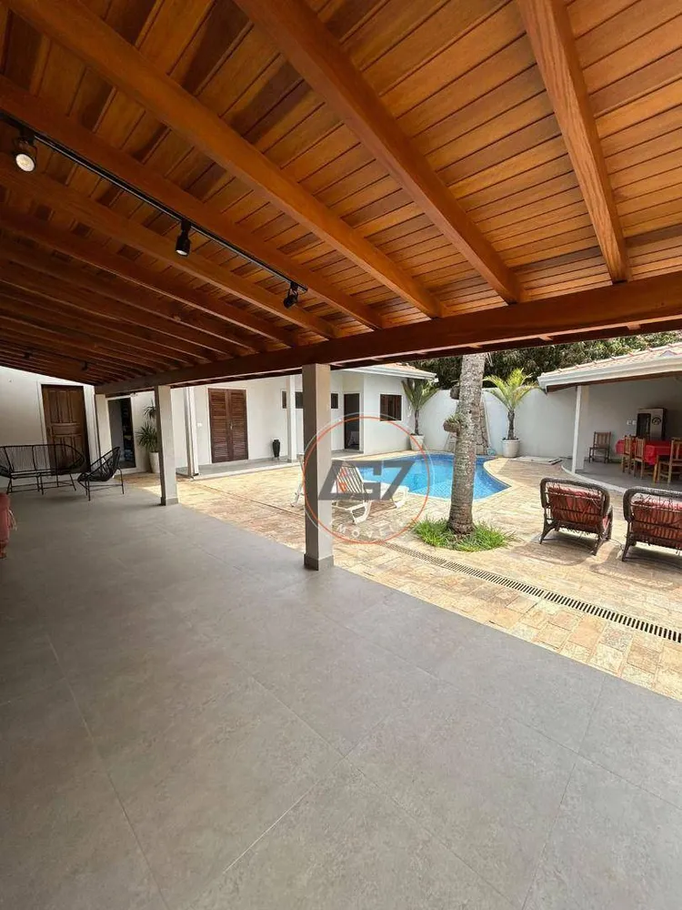 Casa, 5 quartos, 220 m² - Foto 9