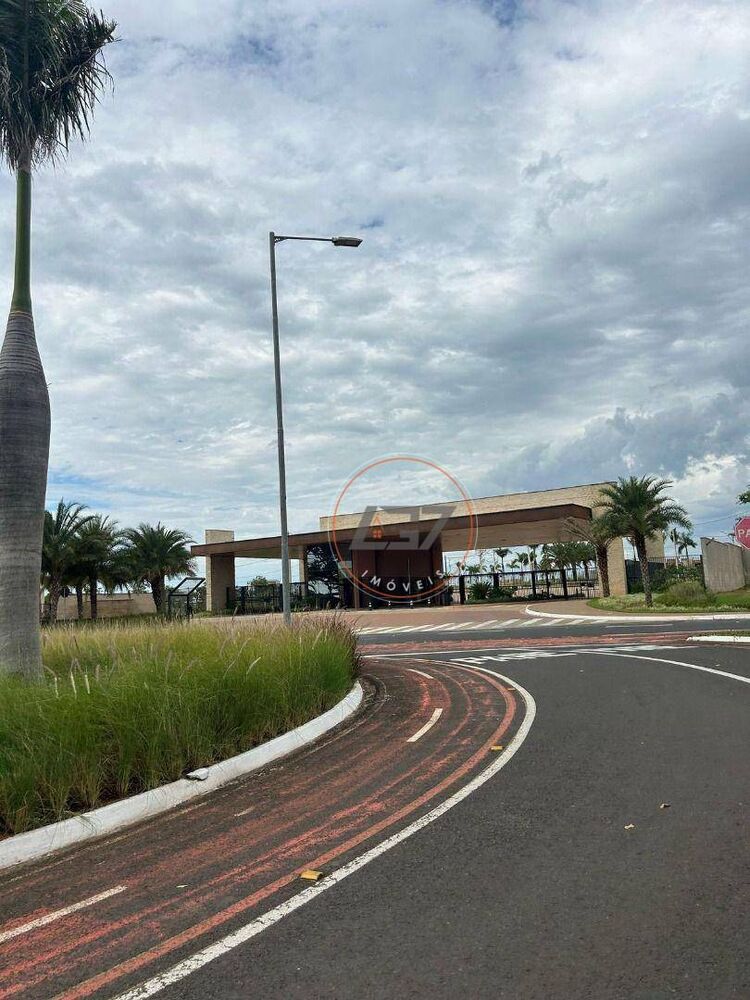 Loteamento e Condomínio, 250 m² - Foto 1