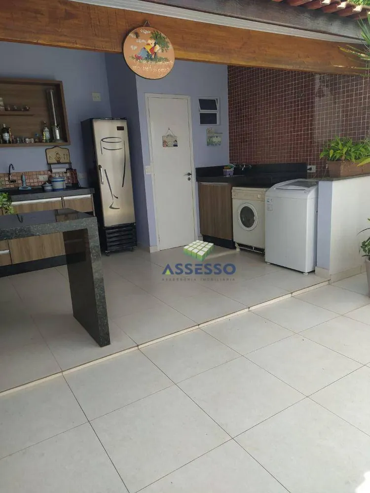 Casa, 4 quartos, 192 m² - Foto 4