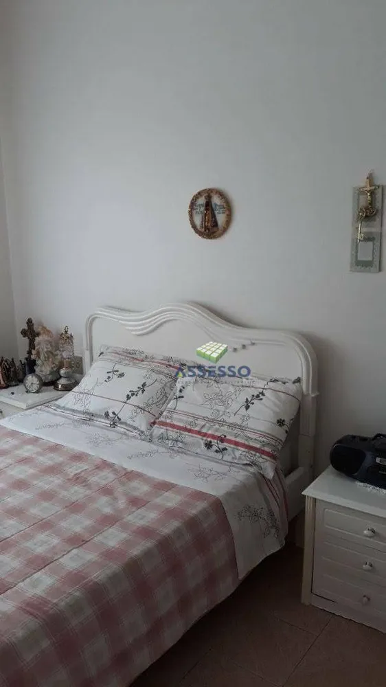 Casa, 5 quartos, 243 m² - Foto 4