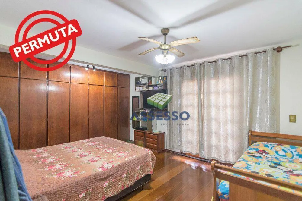 Casa, 3 quartos, 226 m² - Foto 4