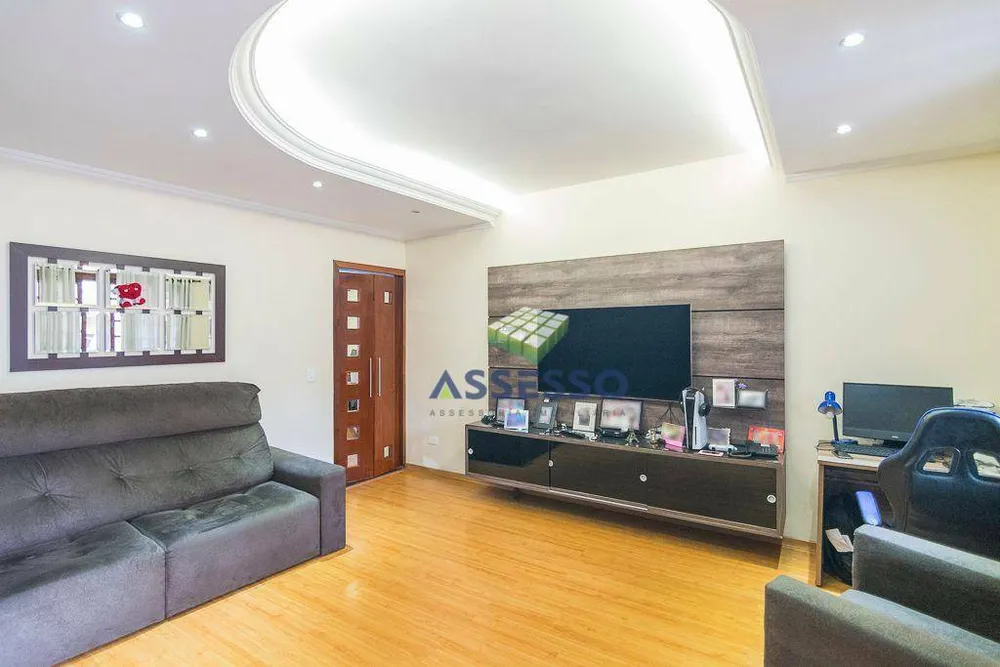 Casa, 3 quartos, 243 m² - Foto 2