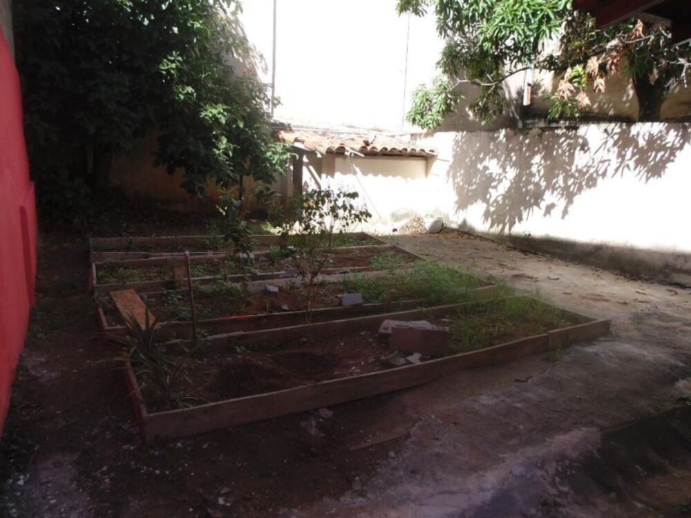 Casa à venda com 4 quartos, 150m² - Foto 4