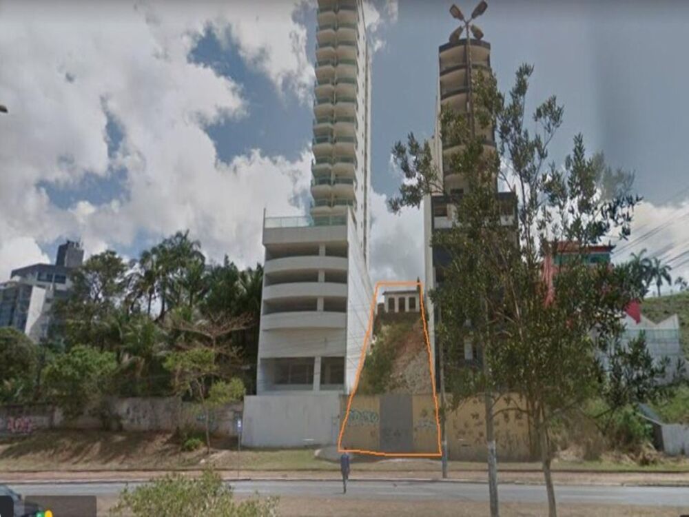 Terreno à venda, 750m² - Foto 1