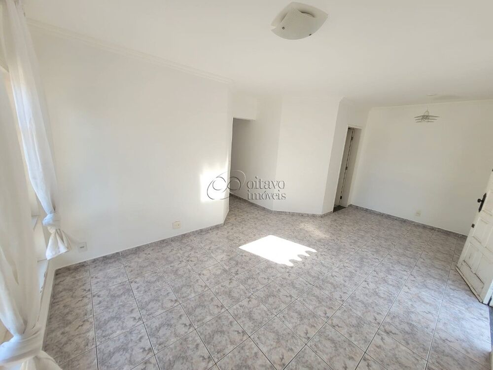 Apartamento à venda com 3 quartos, 77m² - Foto 2