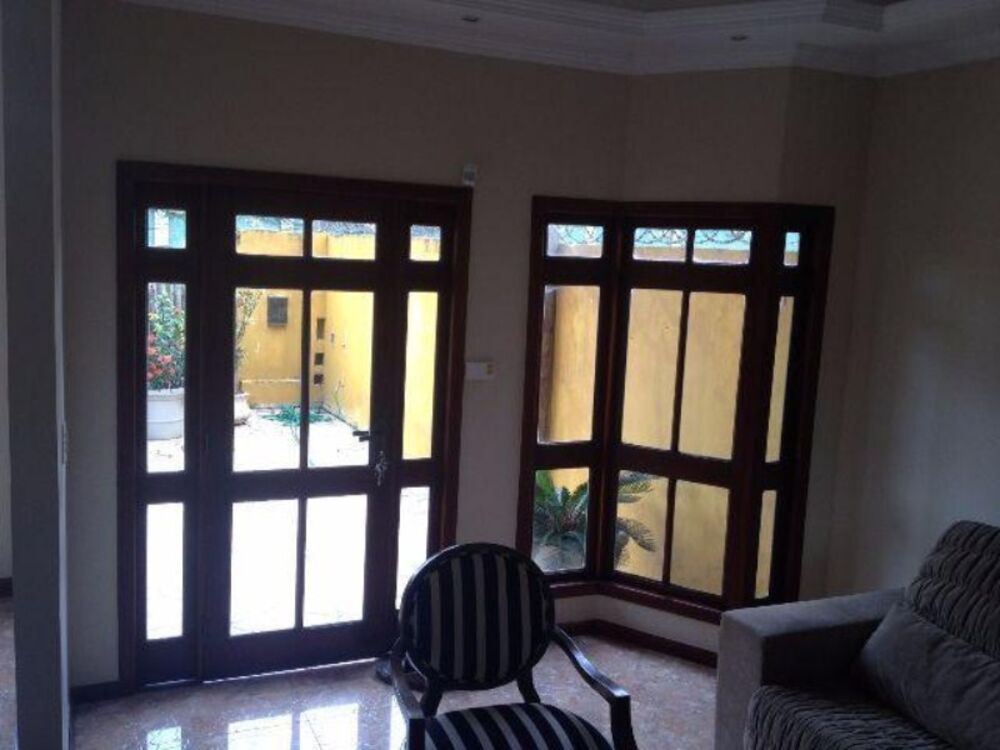 Casa, 4 quartos, 240 m² - Foto 2