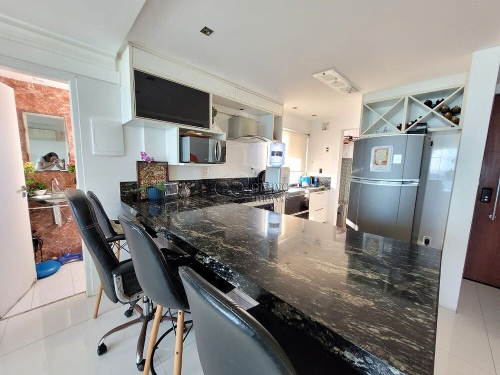 Apartamento à venda com 3 quartos, 101m² - Foto 10