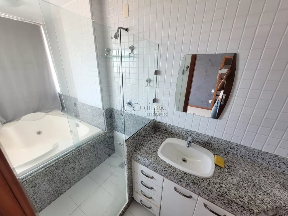 Cobertura para alugar com 3 quartos, 230m² - Foto 12