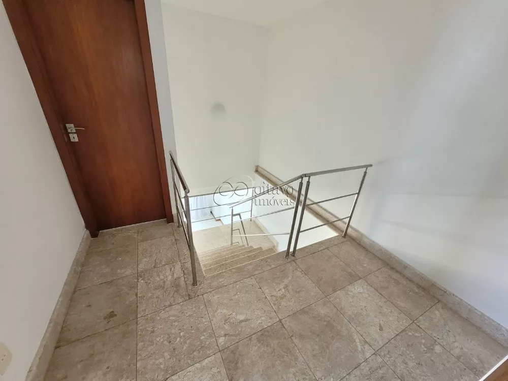 Cobertura para alugar com 3 quartos, 230m² - Foto 8