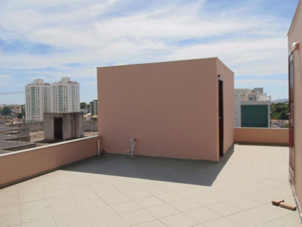 Casa à venda com 3 quartos, 330m² - Foto 8