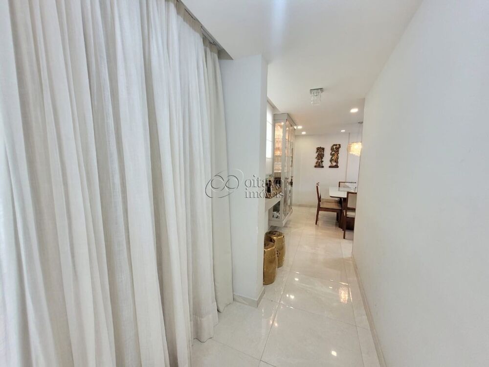 Apartamento à venda com 4 quartos, 200m² - Foto 4